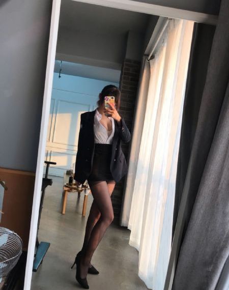 久久噜噜色综合一区二区_超清在线观看电视