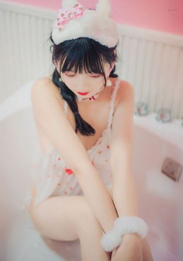 亚洲欧美另类100p_BD英语在线播放