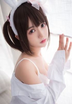 新婚夫妇交换性三中文字幕_4K免费播放